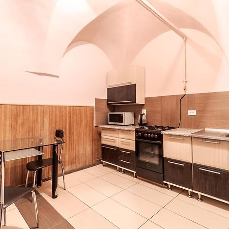 New Ruska Apartment Lviv Eksteriør bilde