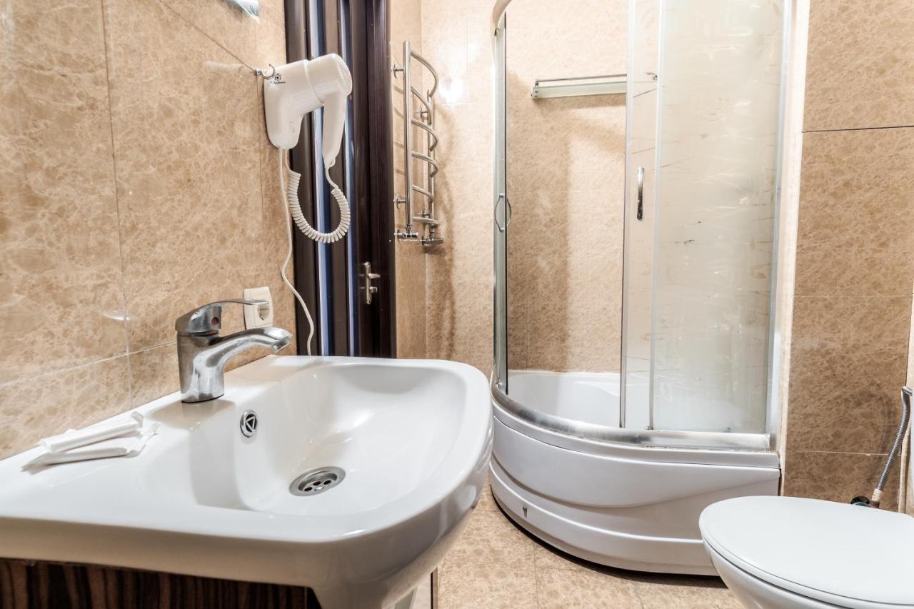New Ruska Apartment Lviv Eksteriør bilde