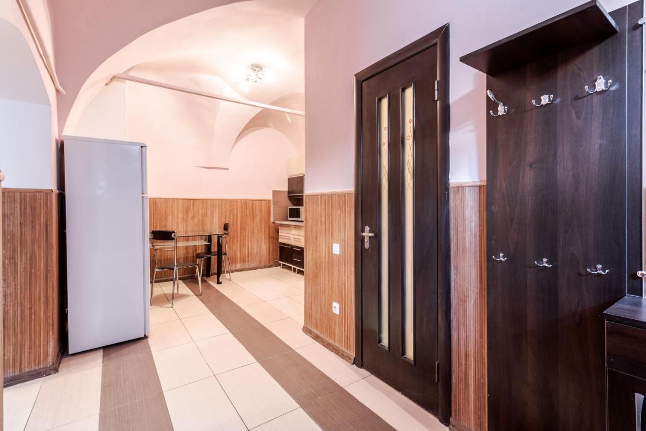 New Ruska Apartment Lviv Eksteriør bilde