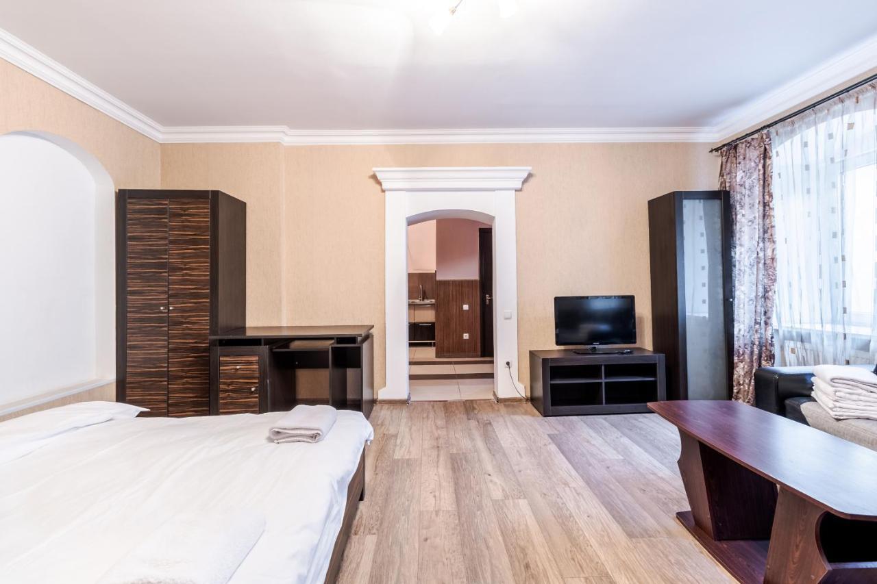 New Ruska Apartment Lviv Eksteriør bilde